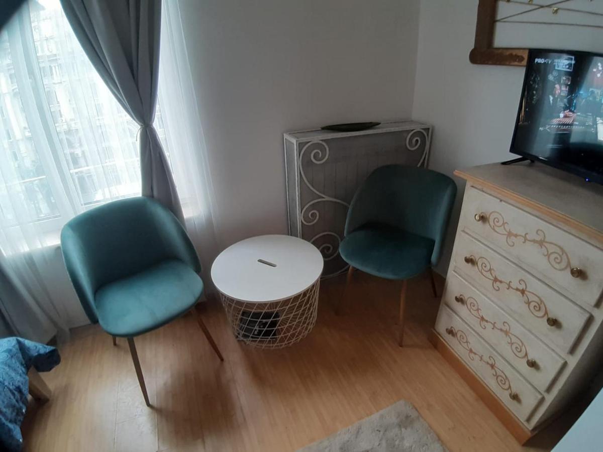 Appartement Luxury Piata Romana Center à Bucarest Extérieur photo